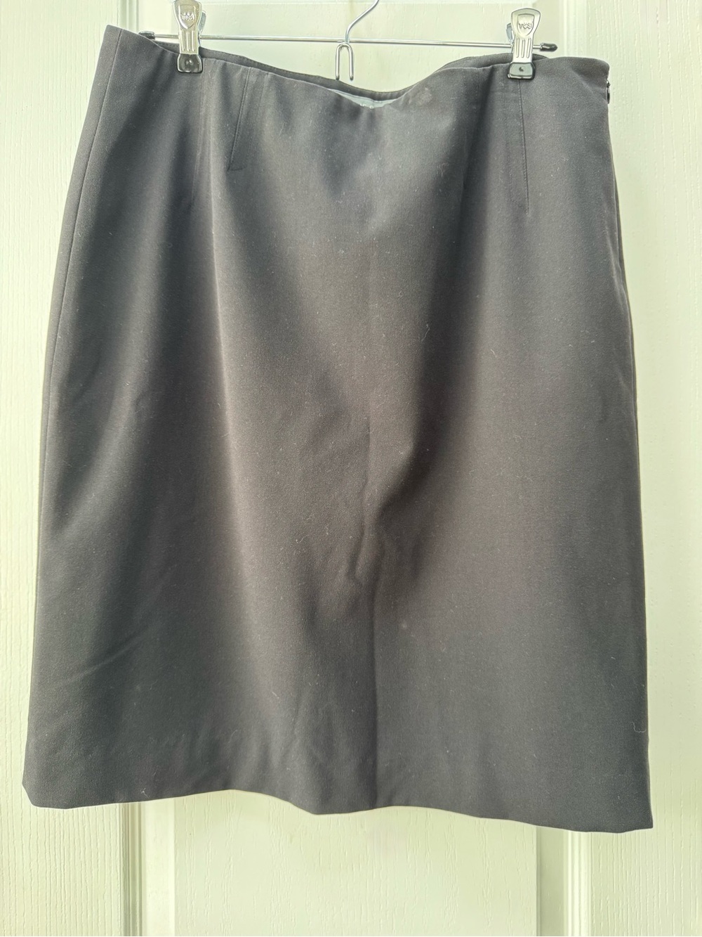 Josephine Chaus Black Pencil Skirt